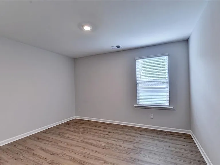 175 Grey Falcon Ave — Photo 38