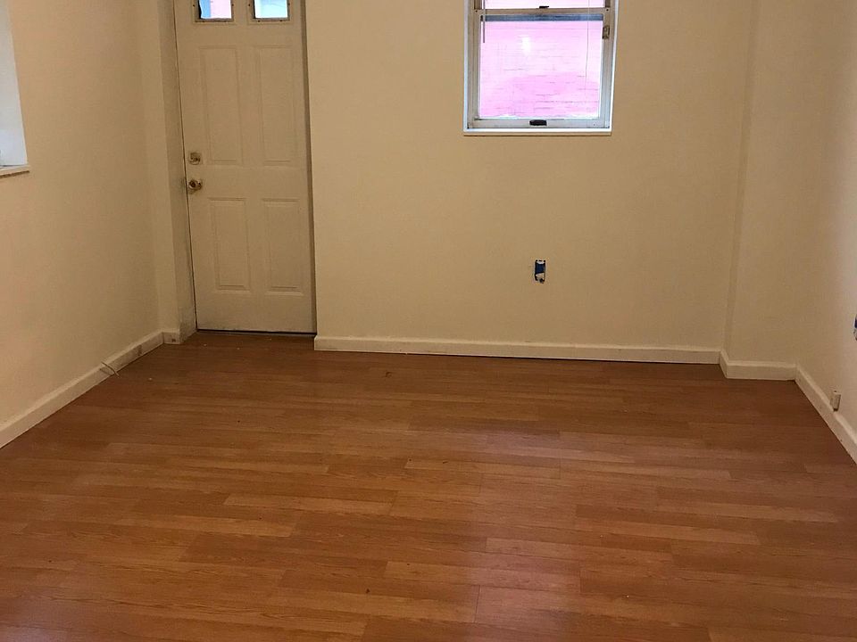 2nd image of 1424 W Porter St APT 1