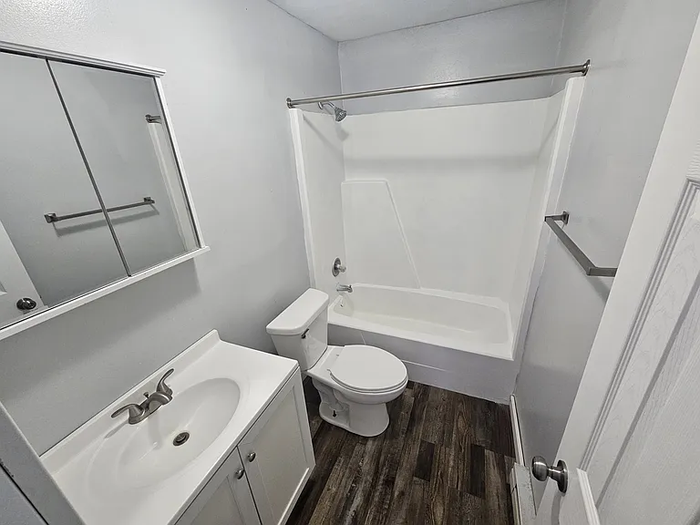 1097 Oakview Dr #5 — Photo 18