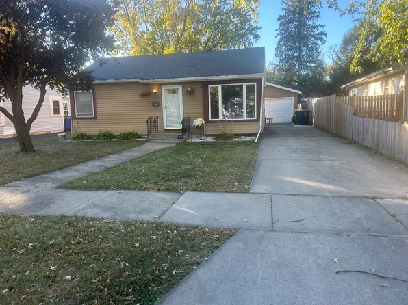 1710 10th Ave, Green Bay, WI 54304