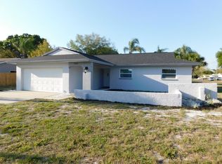 2080 Southpointe Dr, Dunedin, FL 34698