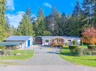 7875 San Juan Ave, Clinton, WA 98236