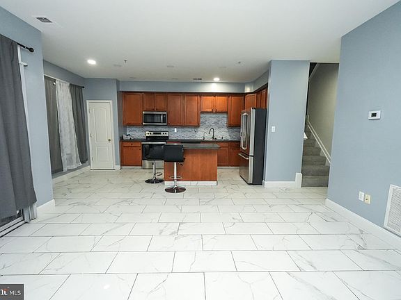 3rd image of 144 Brynwood St