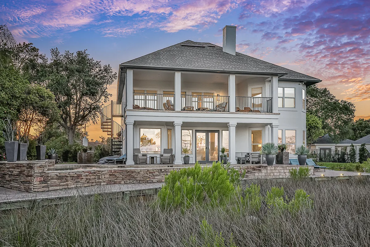 Building Photo - 14520 Marsh Island Ln