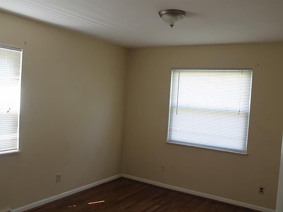 5th image of 885 Rosetree Ln