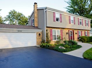 4023 W End Rd, Downers Grove, IL 60515