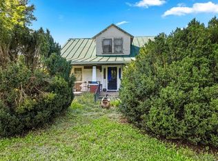 4594 W River Rd, Scottsville, VA 24590