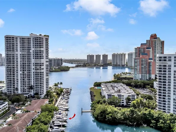 3575 Mystic Pointe Dr #34, Aventura, FL 33180