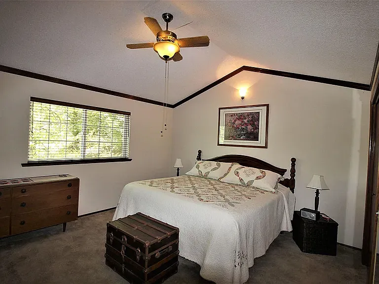 3 bed, 1512 sqft, $2,150 — Photo 2