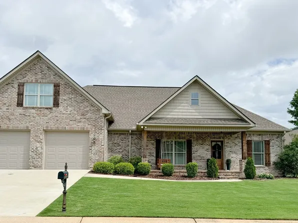 11942 Glen Ridge Blvd, Moundville, AL 35474