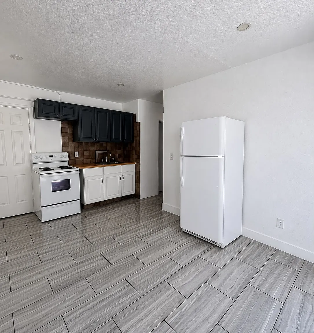 529 Lucy St Llc - 5 — Photo 3