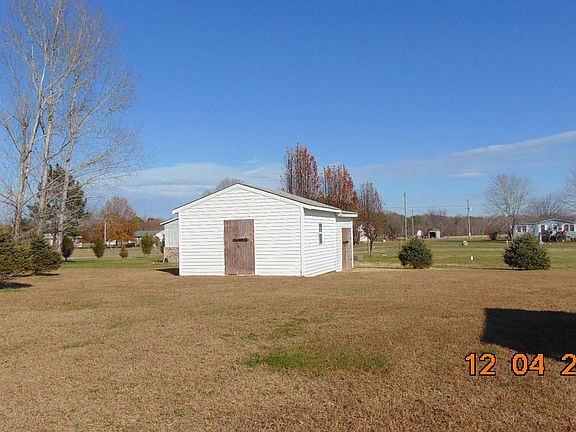 5th image of 2967 Luttrellville Ln