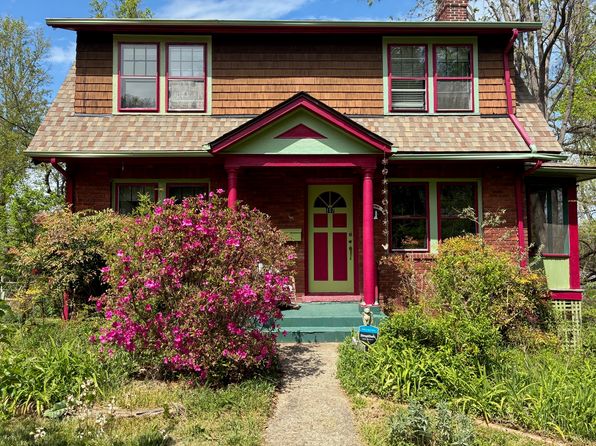 107 Brucemont Cir