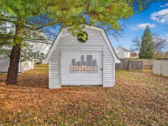 4th image of 12614 Roan Ln