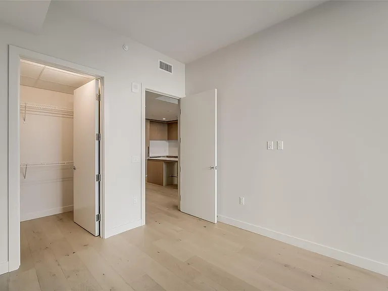 44 East Ave #2903 — Photo 14
