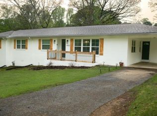 1800 Maple Dr, Gardendale, AL 35071