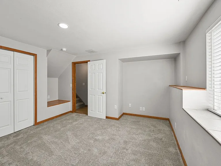 4907 Brant Rd — Photo 14