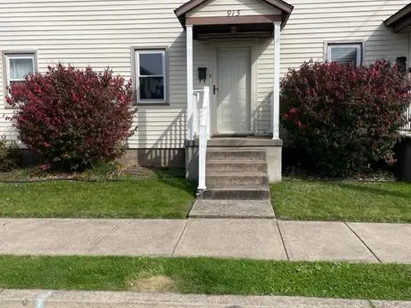 915 S Market St, Nanticoke, PA 18634