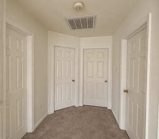 3 bed, 1344 sqft, $1,950 — Photo 4