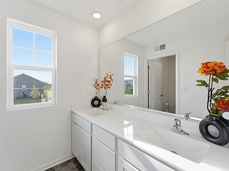 25424 W Cerena Cir — Photo 32