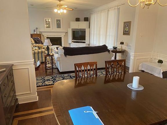 5th image of 4595 Marquette St