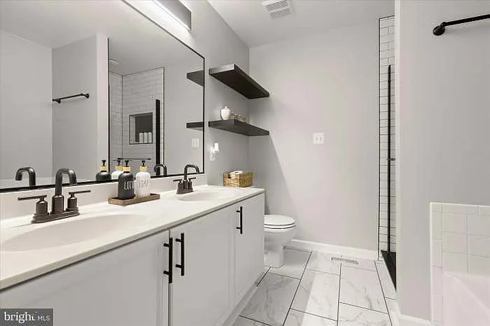 239 Bishops Glen Dr — Photo 1