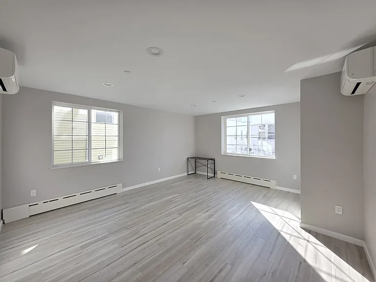 8154 Bay 16 St #2B — Photo 9