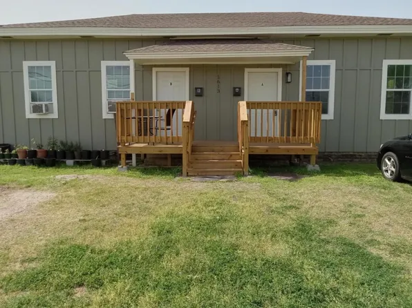 1613 Harry St, Victoria, TX 77901