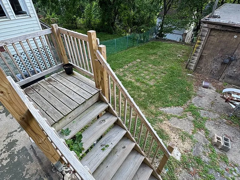 82 Estella Ave — Photo 7