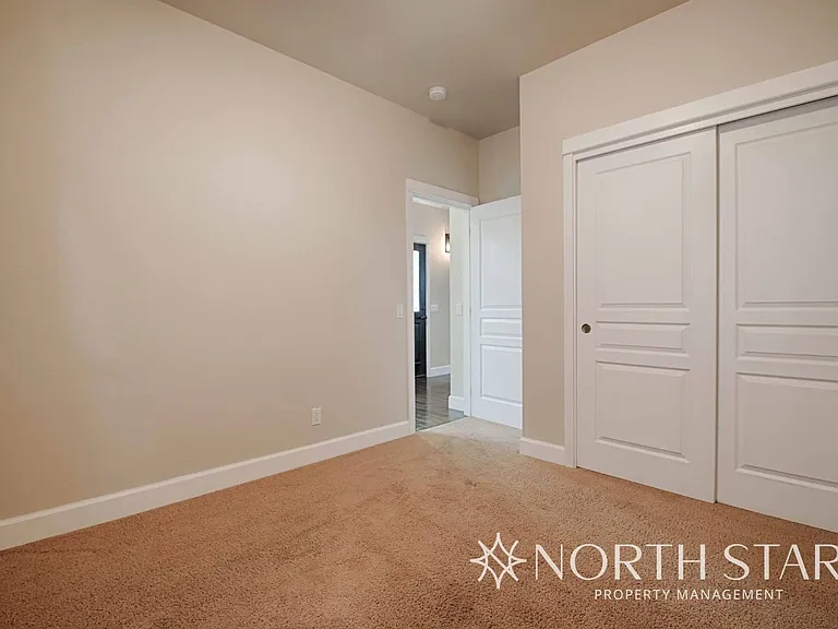 2525 NW High Lakes Loop — Photo 8