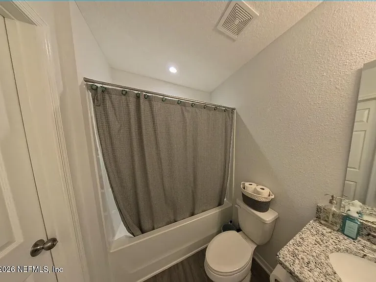 8352 Hewitt St — Photo 16