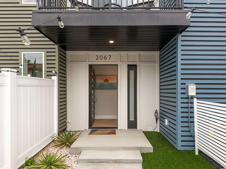 2067 S El Camino Real — Photo 24