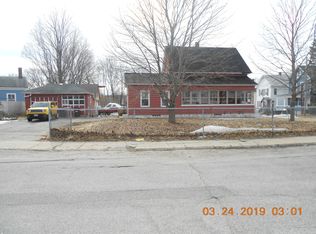 21 Hammond St, Sanford, ME 04073
