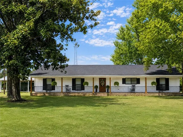 12185 Celeste Rd, Chunchula, AL 36521