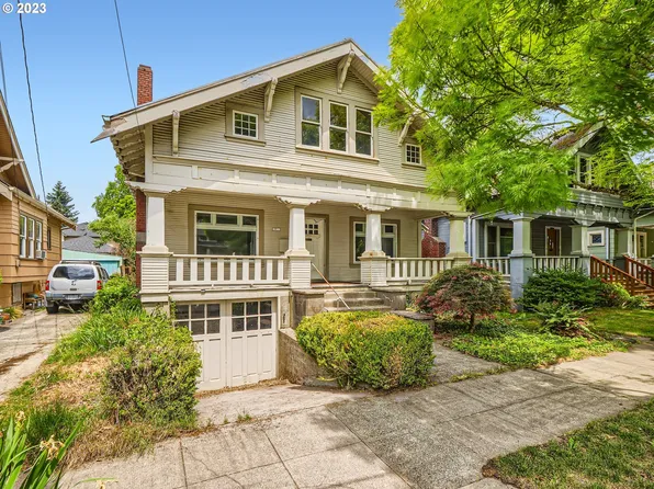 3951 SE Lincoln St, Portland, OR 97214