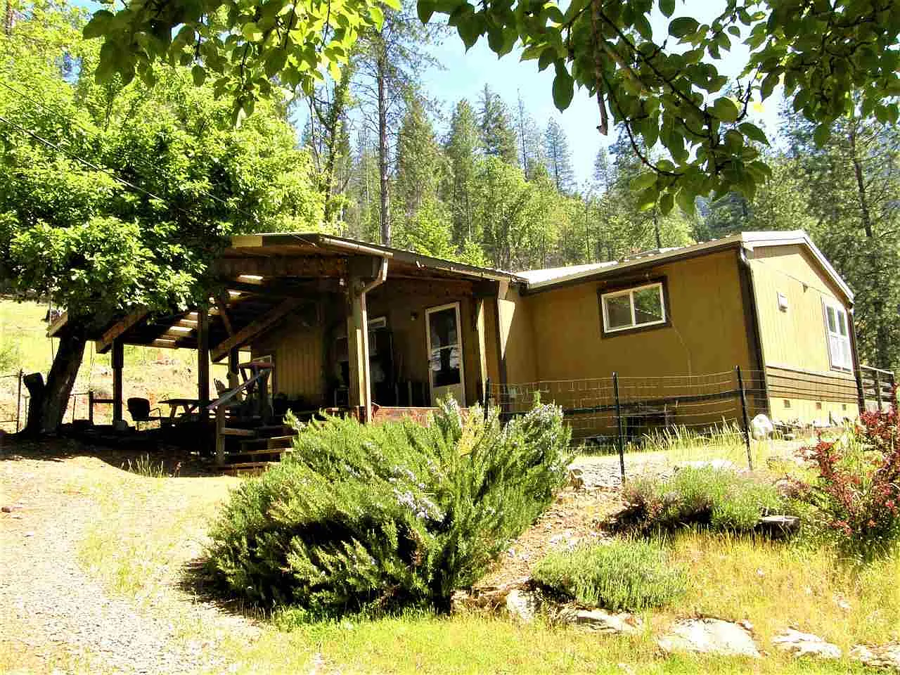 1408 Elk Creek Rd photo 1