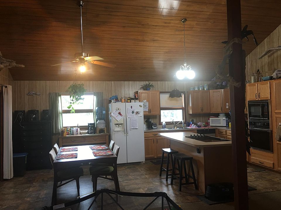 1st image of 103 Storter Ave S