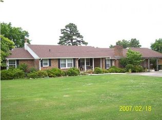 295 Mountain View Ln, Tuscumbia, AL 35674