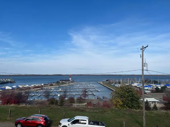 909 W Front St #2, Erie, PA 16507