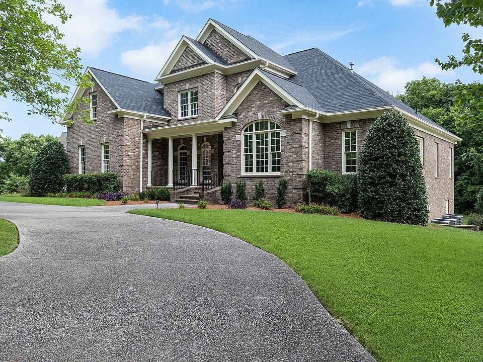 1st image of 424 Sandcastle Rd