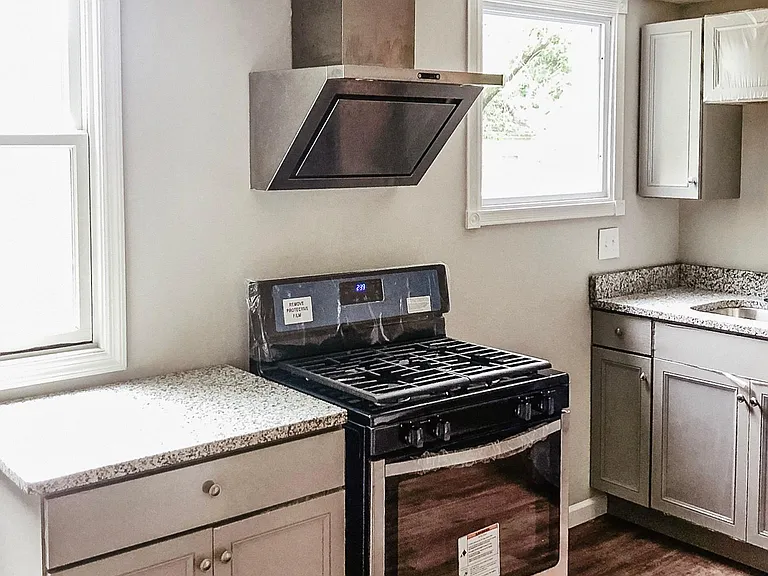 (Unit #3|2-Bed/1.5-Bath|First & Second Floor): Kitchen