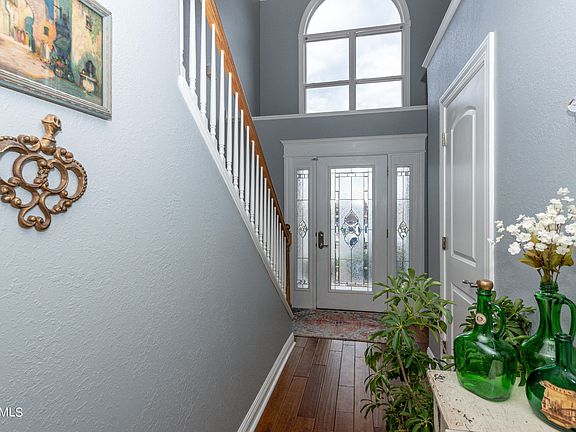 3rd image of 1028 Lennox Cir