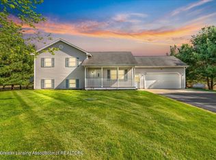 3265 E Gresham Hwy, Charlotte, MI