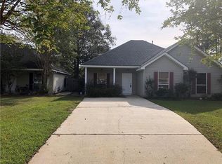 2177 Ozone St, Mandeville, LA 70448