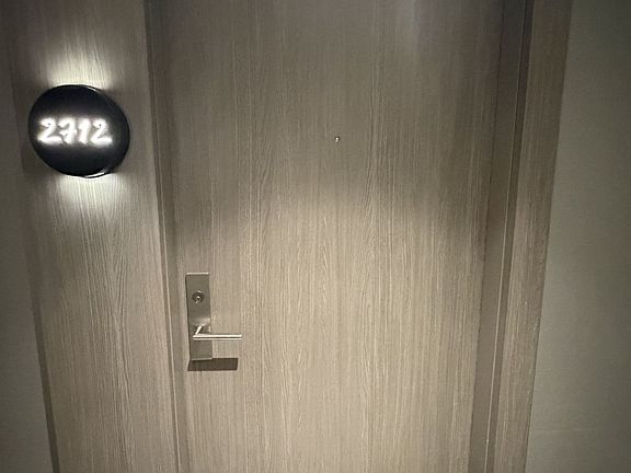 2nd image of 161 Roehampton Ave #2712