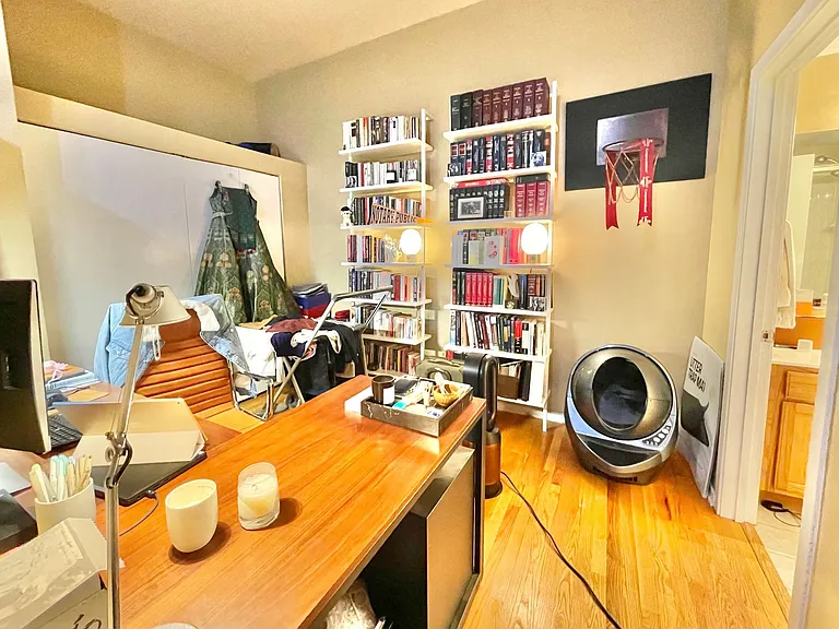 208 W Washington St #506 — Photo 13