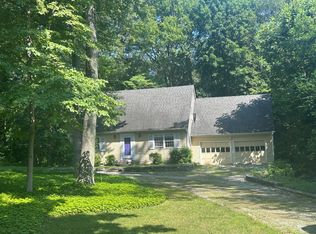 7 Dogwood Dr, Centerbrook, CT 06409
