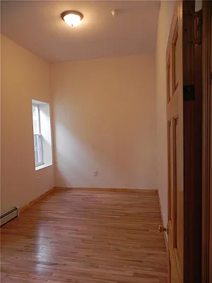 Rented by R New York | media 22