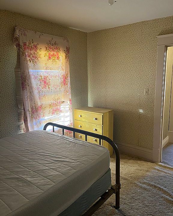 941 Main St, New England, ND 58647 Zillow