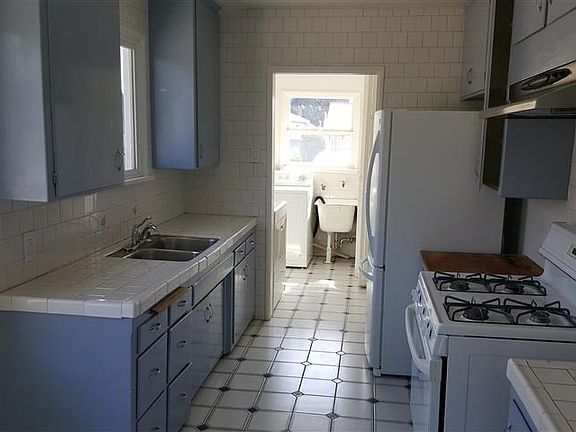5th image of 14109 Busby Dr